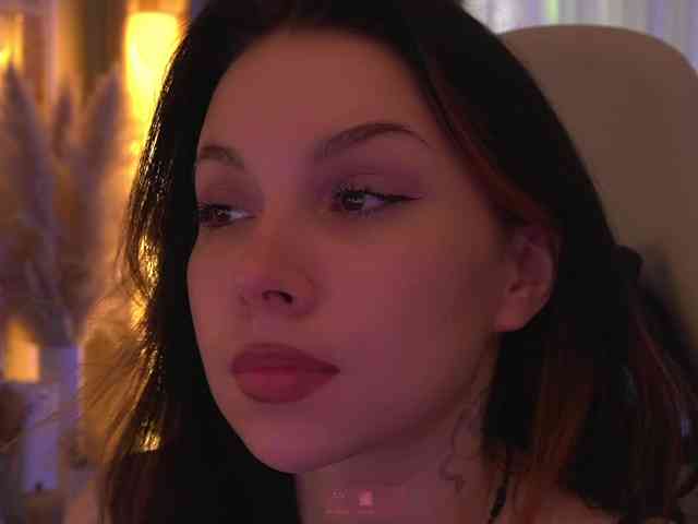 DrammaQueennnn Sex Cam Show