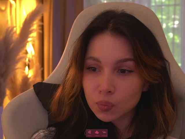 DrammaQueennnn Sex Cam Show