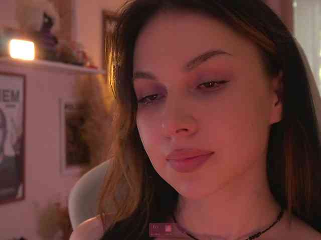DrammaQueennnn Sex Cam Show
