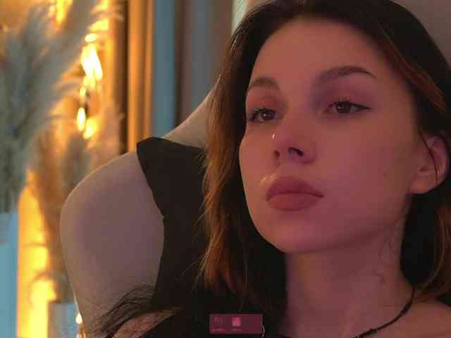 DrammaQueennnn Sex Cam Show