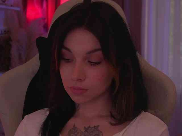 DrammaQueennnn DrammaQueennnn