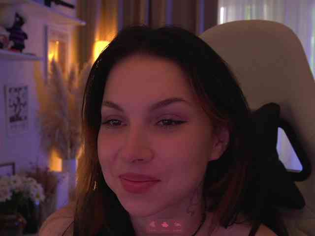 DrammaQueennnn Sex Cam Show