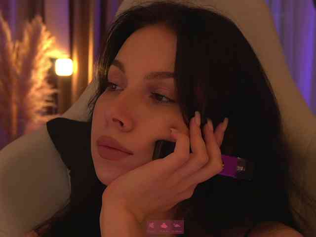 DrammaQueennnn Live Webcam on BongaCams