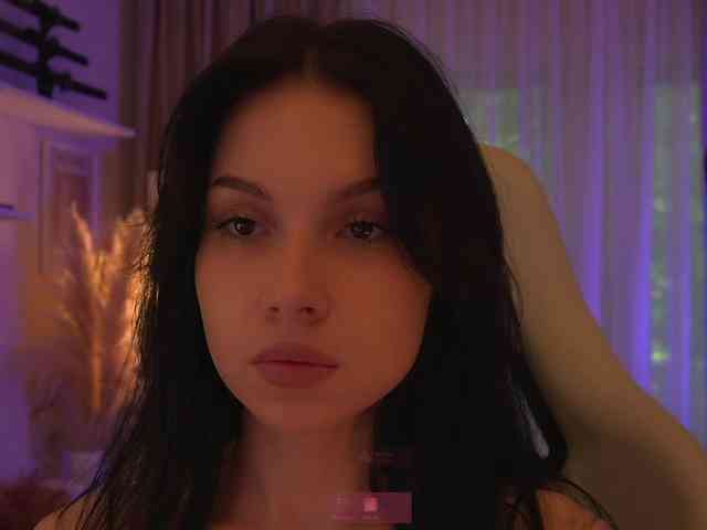 DrammaQueennnn Live Webcam on BongaCams