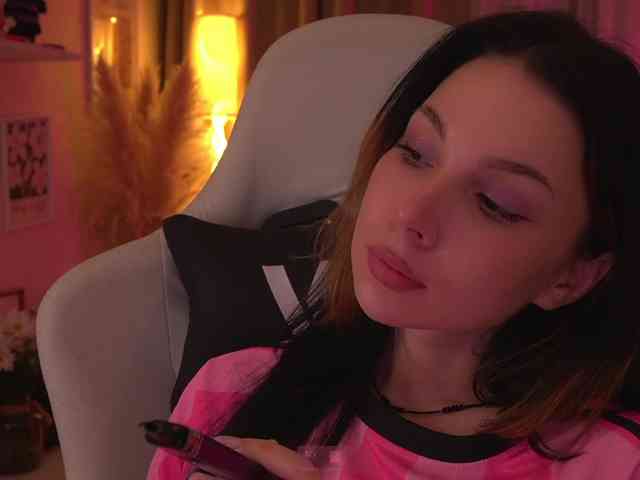DrammaQueennnn Sex Cam Show