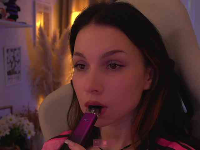 DrammaQueennnn Sex Cam Show