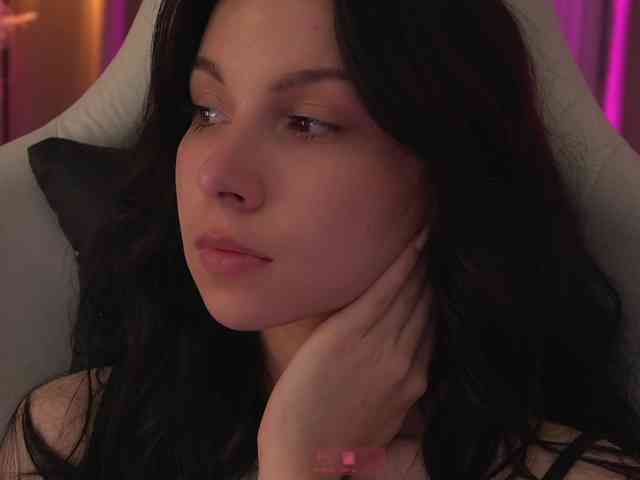 DrammaQueennnn Live Webcam on BongaCams