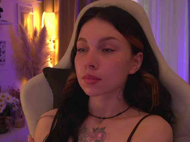 DrammaQueennnn Sex Cam Show