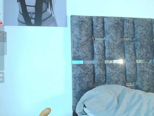 taniamilan live cam on BongaCams