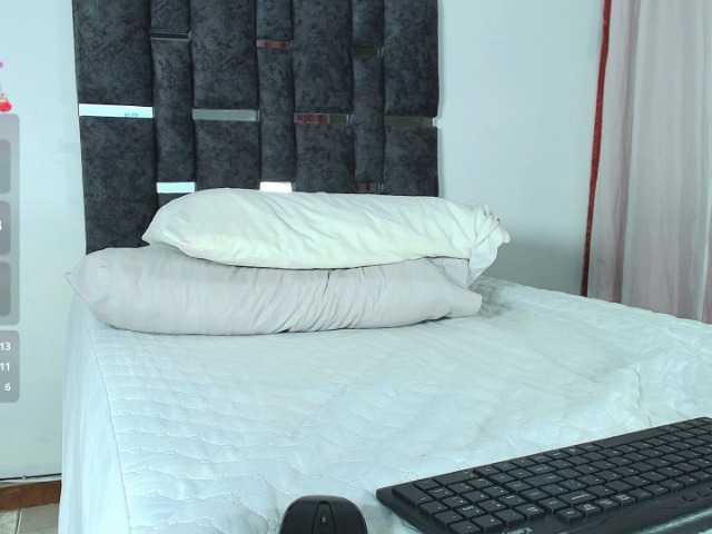 taniamilan live cam on BongaCams