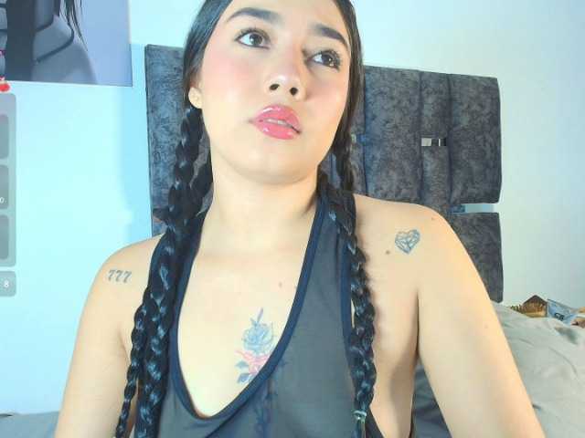 taniamilan live cam on BongaCams
