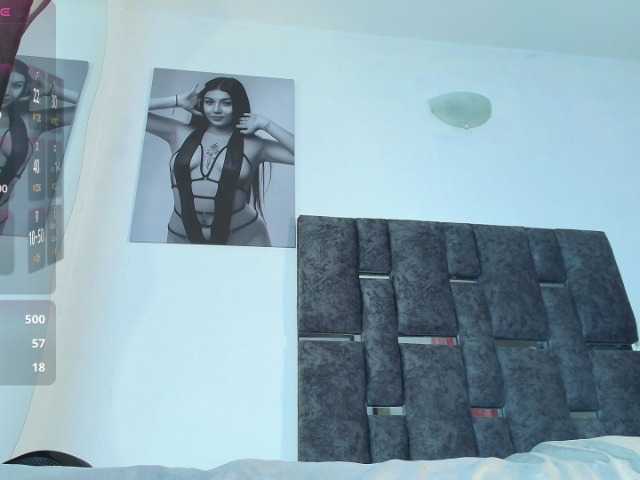 taniamilan live cam on BongaCams