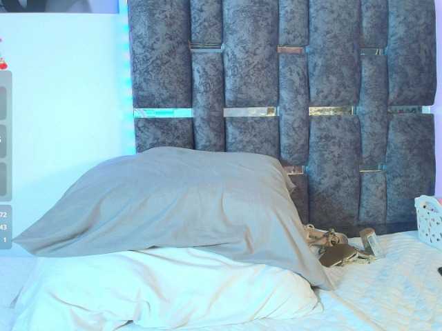 taniamilan live cam on BongaCams