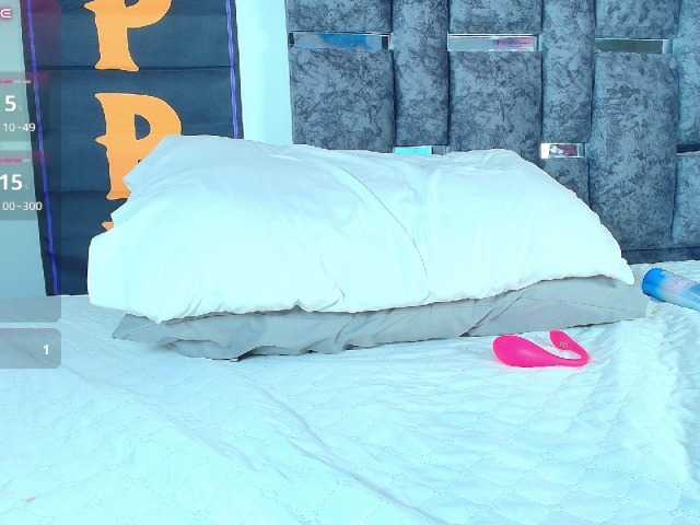 taniamilan live cam on BongaCams