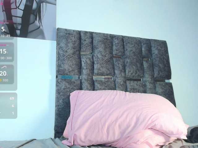 taniamilan live cam on BongaCams