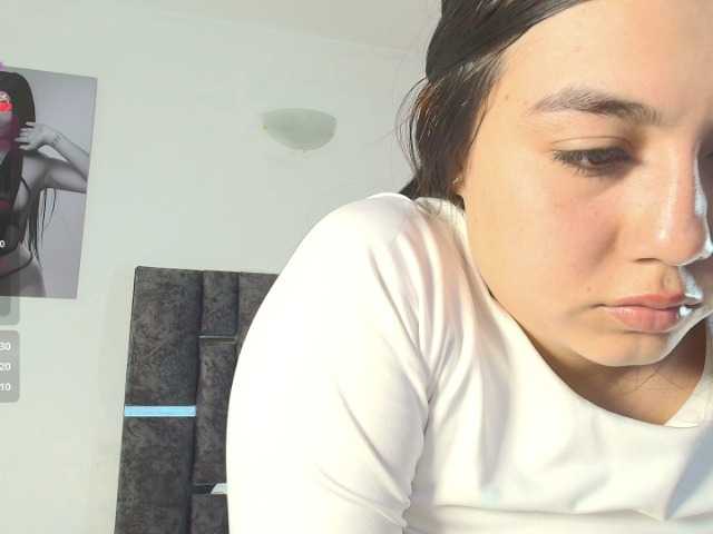 taniamilan live cam on BongaCams