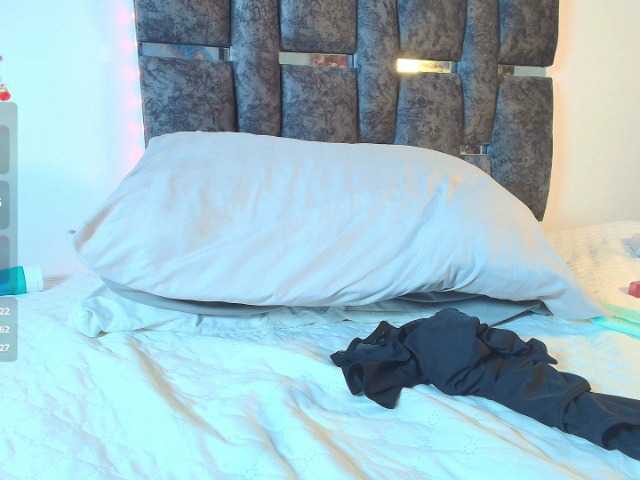 taniamilan live cam on BongaCams