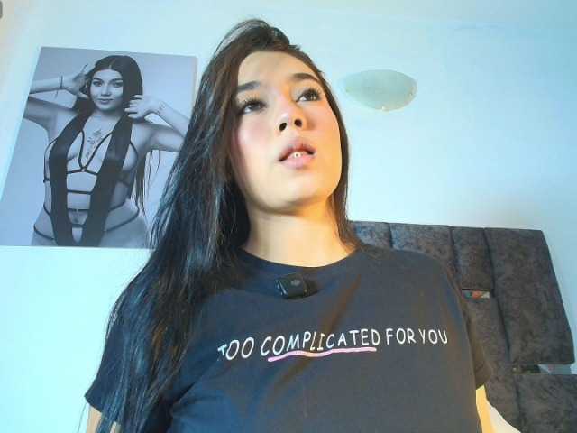 taniamilan live cam on BongaCams