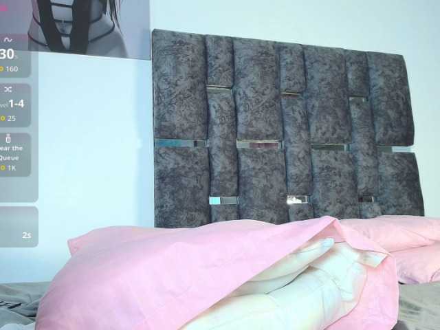 taniamilan live cam on BongaCams
