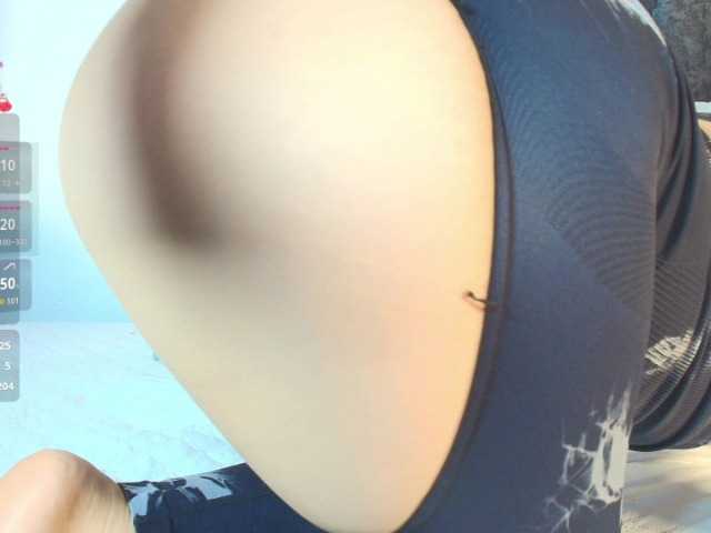 taniamilan live cam on BongaCams