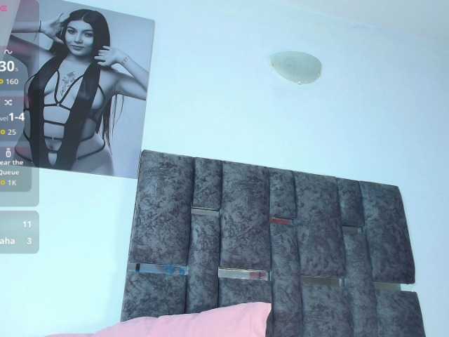 taniamilan live cam on BongaCams