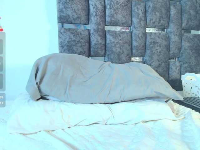 taniamilan live cam on BongaCams
