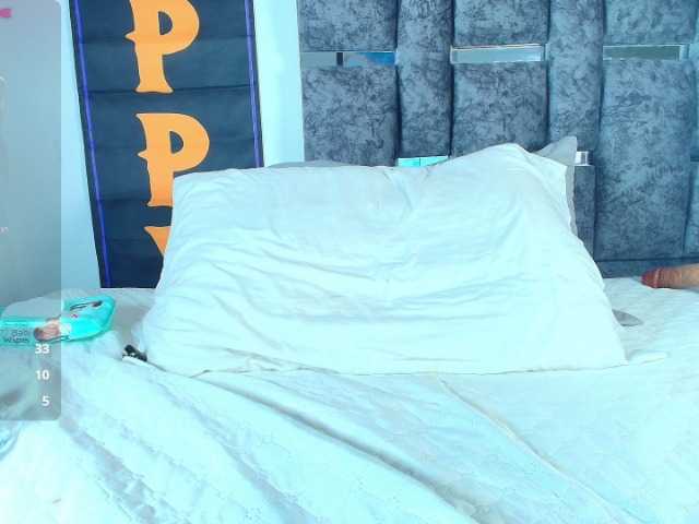 taniamilan live cam on BongaCams