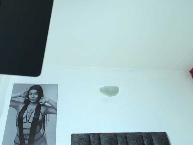 taniamilan live cam on BongaCams