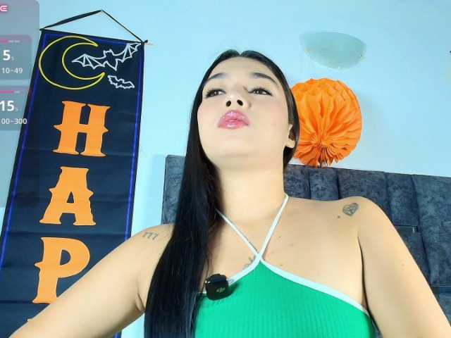 taniamilan live cam on BongaCams