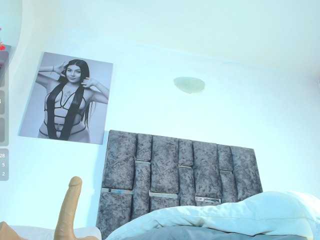 taniamilan live cam on BongaCams