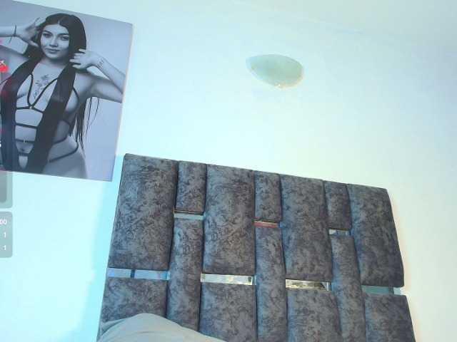 taniamilan live cam on BongaCams