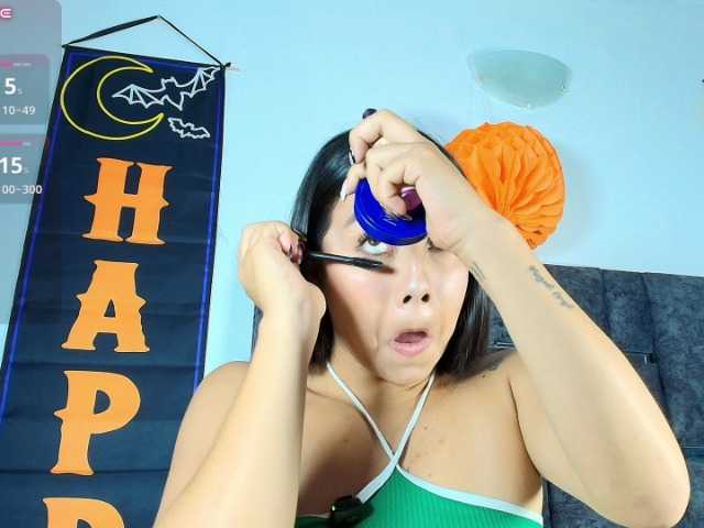 taniamilan live cam on BongaCams