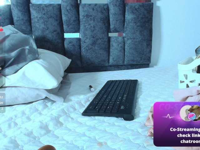 taniamilan live cam on BongaCams