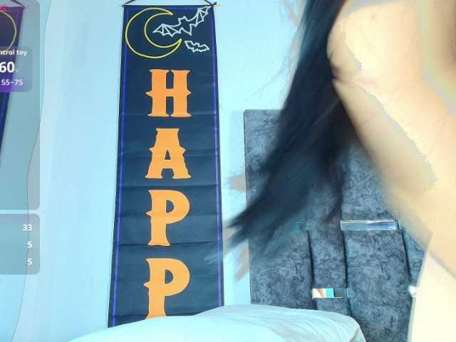 taniamilan live cam on BongaCams