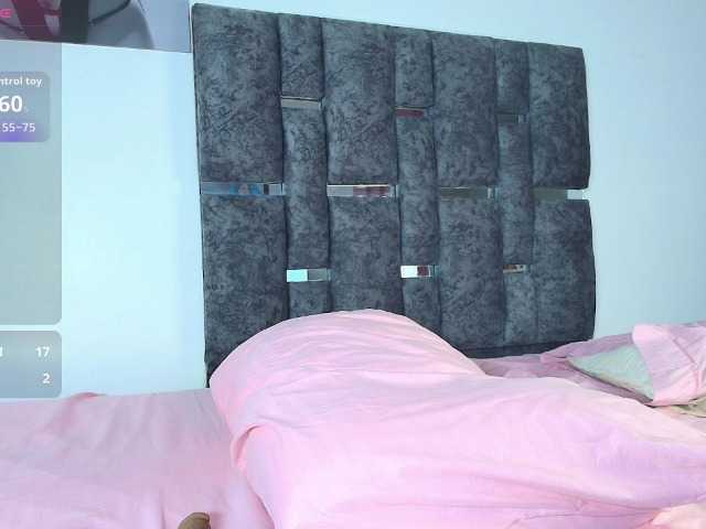 taniamilan live cam on BongaCams