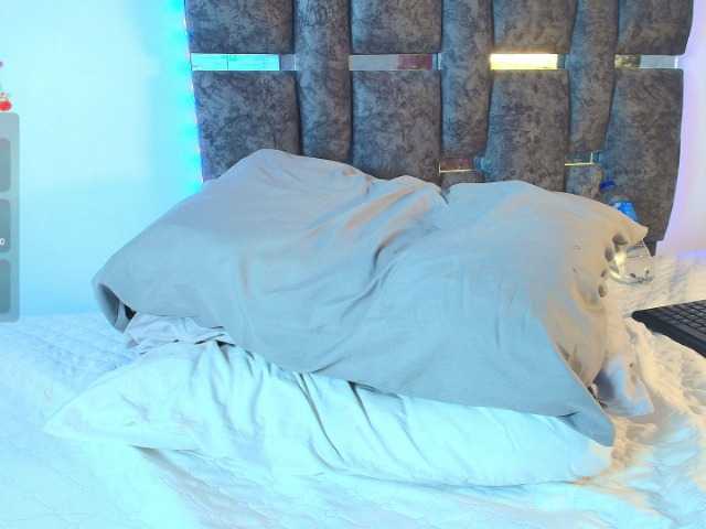 taniamilan live cam on BongaCams