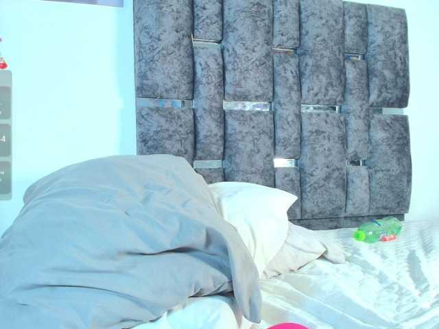 taniamilan live cam on BongaCams