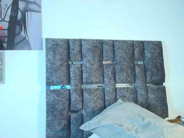 TaniaMilan webcam
