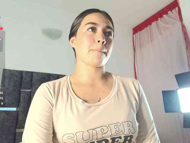 TaniaMilan webcam