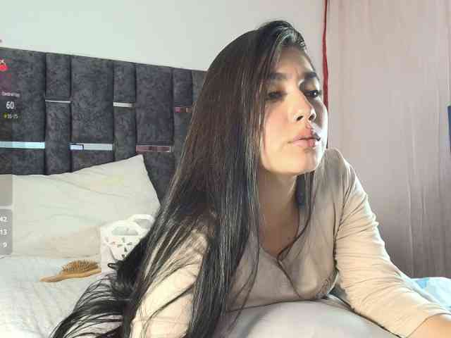 TaniaMilan webcam