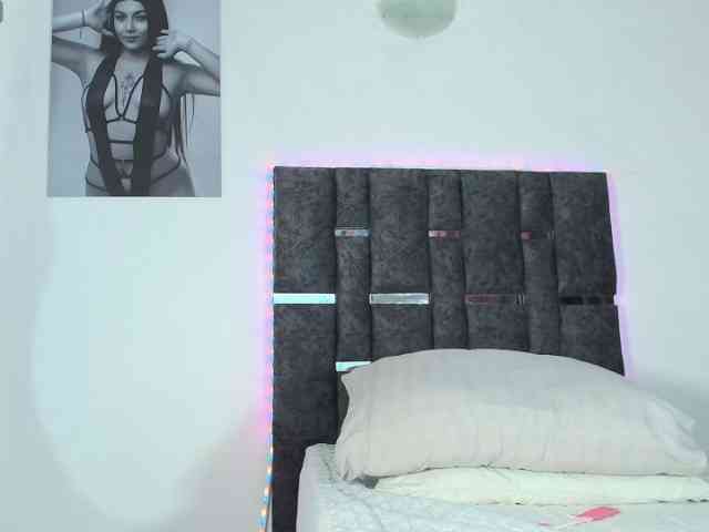 TaniaMilan webcam