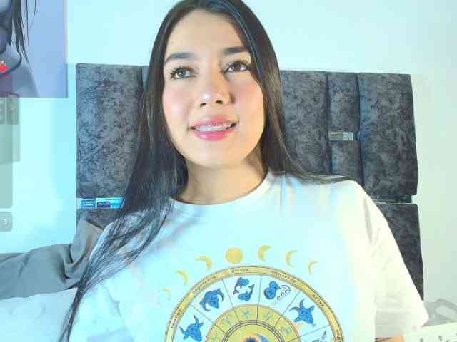 TaniaMilan webcam