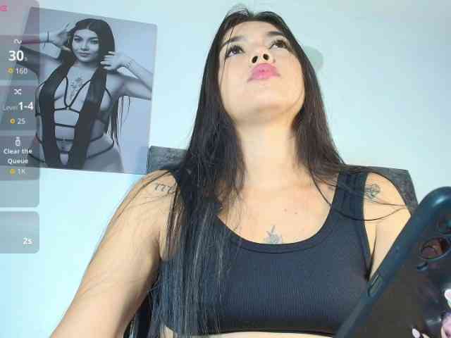 TaniaMilan webcam