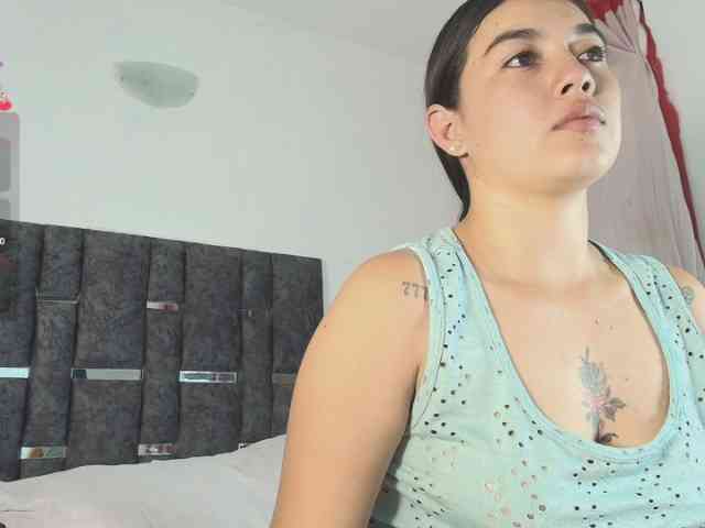 TaniaMilan webcam