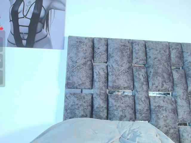 TaniaMilan webcam