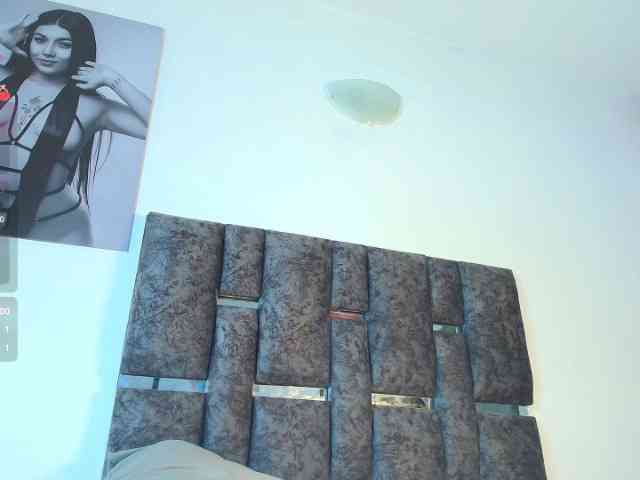 TaniaMilan webcam