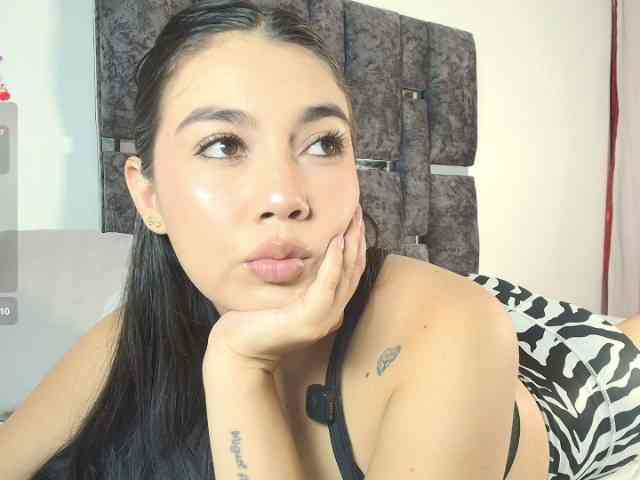 TaniaMilan webcam