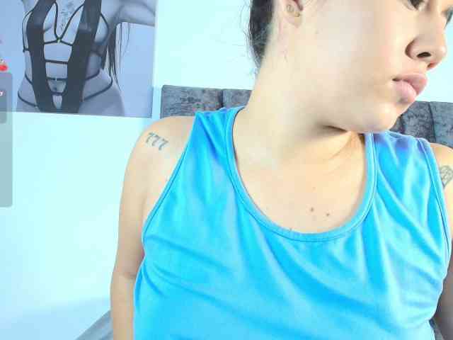 TaniaMilan webcam