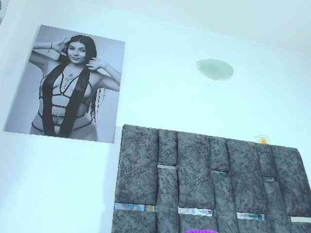 TaniaMilan webcam