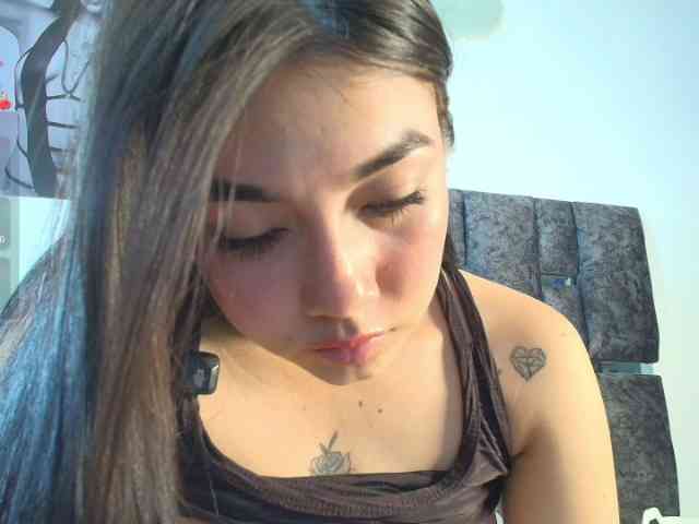 TaniaMilan webcam